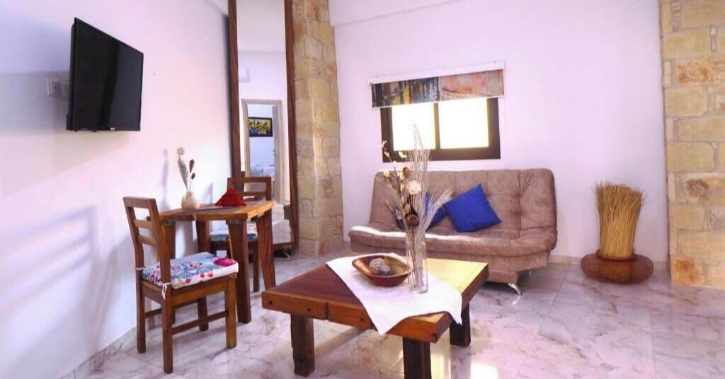 Delightful 1-bedroom Apartment With Ac In Vibrant Limassol - Limassol