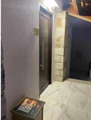 Unclassified image, 5 of 38, button - Delightful 1-bedroom apartment with AC in vibrant Limassol (Limassol)