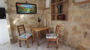Dining - Relaxing Deluxe Studio with Private Terrace & Garden Views (Limassol)