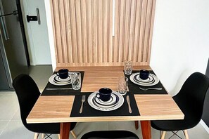 Dining - Charming and Sophisticated Apartment "Prime Location" (Recife)