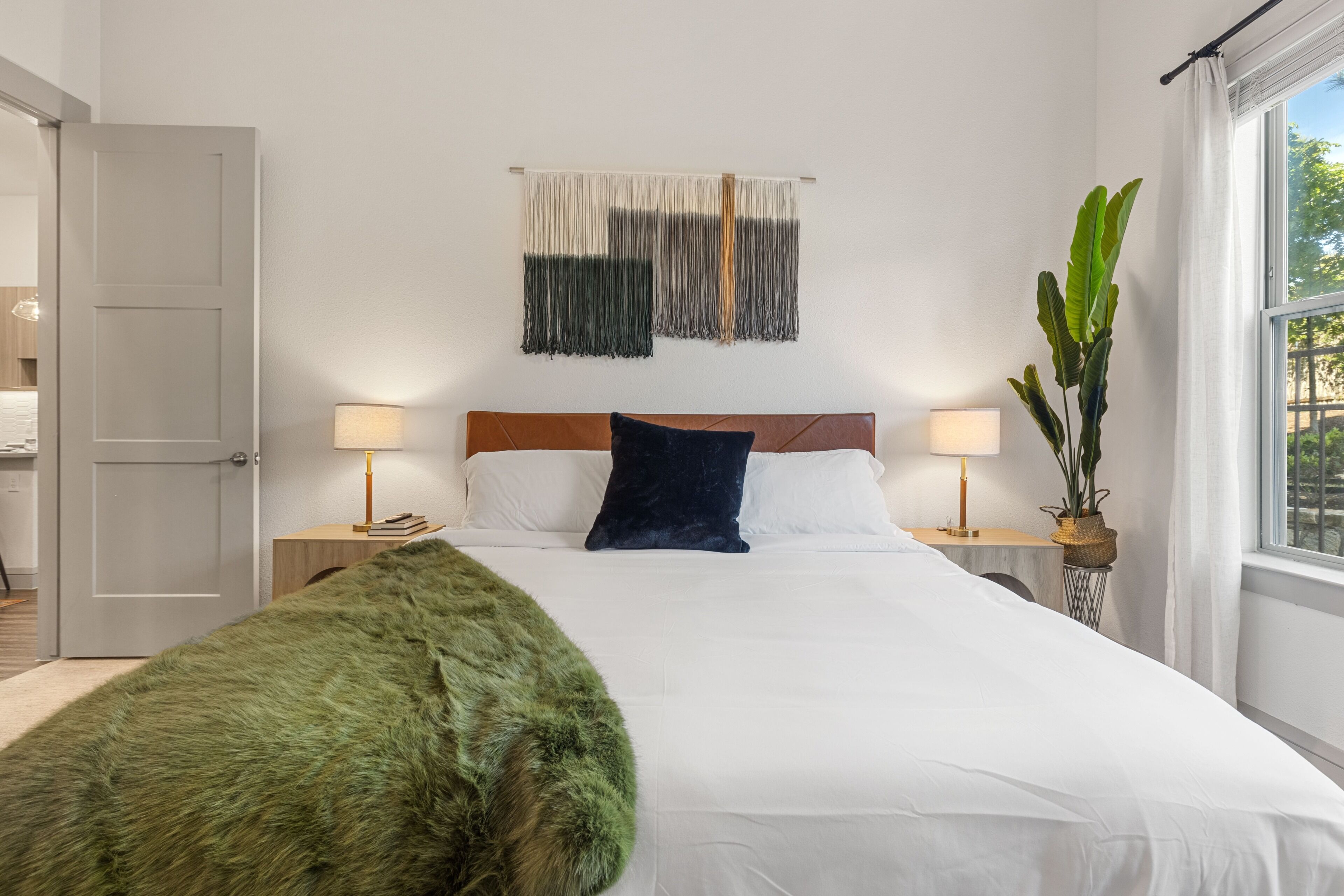 WiFi (free), bed sheets