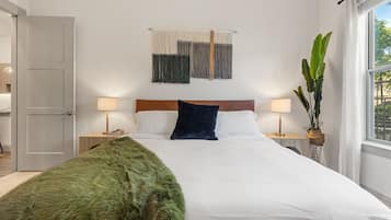 WiFi (free), bed sheets