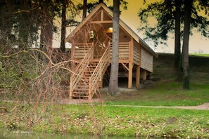 Exterior - Cabin “La Cabane Spa de Céline” with Shared Pool, Wi-Fi, and Air Conditioning (Voussac)