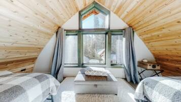 Travel crib