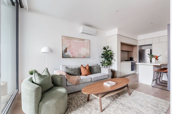 Living area - Aerie at West Side City View and Wellness Facilities (Melbourne)