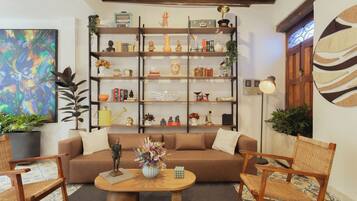 Sala de estar en el lobby