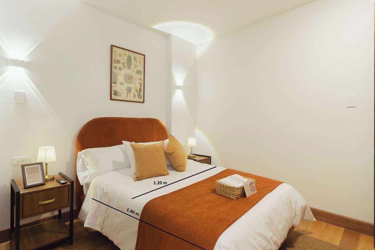 Kamar Double Standar | Wi-Fi gratis dan seprai linen