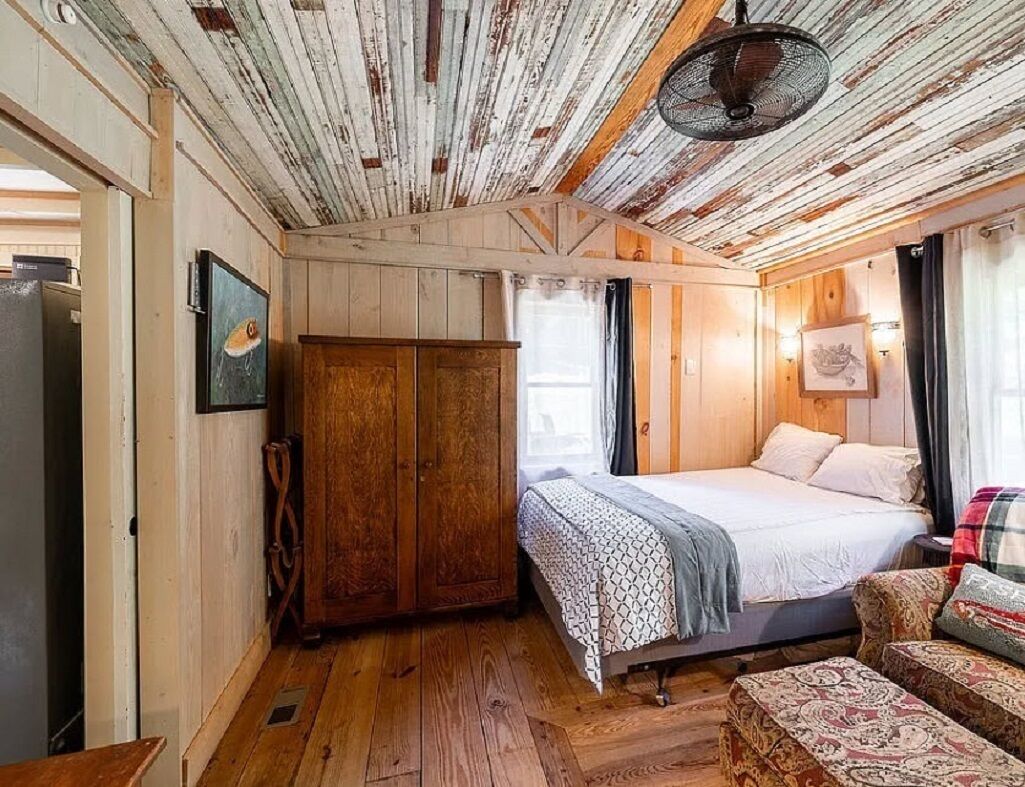 Lake Burton Cabin In The Mountains Of North Georgia - Helen, GA