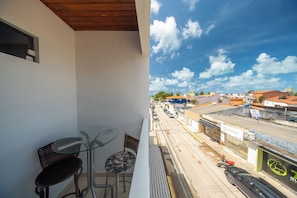 Deluxe Double Room, Lanai, Partial Sea View | Outdoor dining - POUSADA VIVA MARAGOGI (Maragogi)