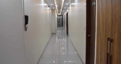 HOTEL ROBINSON