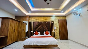 Chambre Double, vue ville