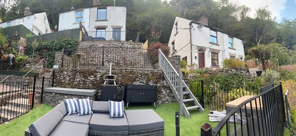 Tranquil Matlock Bath Retreat With 2 Bedrooms - Matlock