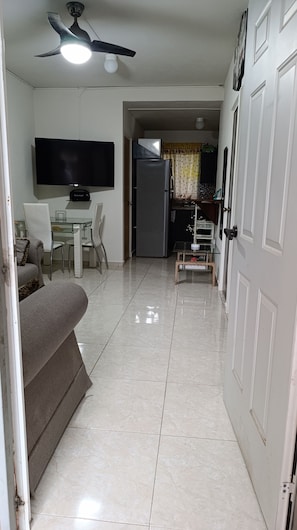 Living area - A nice, cozy apartment with air conditioning. (Ecoterra Paraíso)