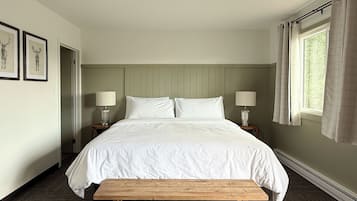 Superior Room, 1 King Bed, Non Smoking | Laptop workspace, blackout curtains, iron/ironing board (on request)