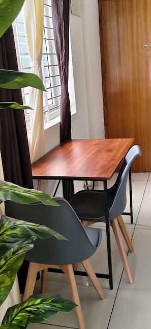 Unclassified image, 4 of 10, button - 306 - Stylish 2BHK by Everloft | Balcony & Comfort (Bangalore)