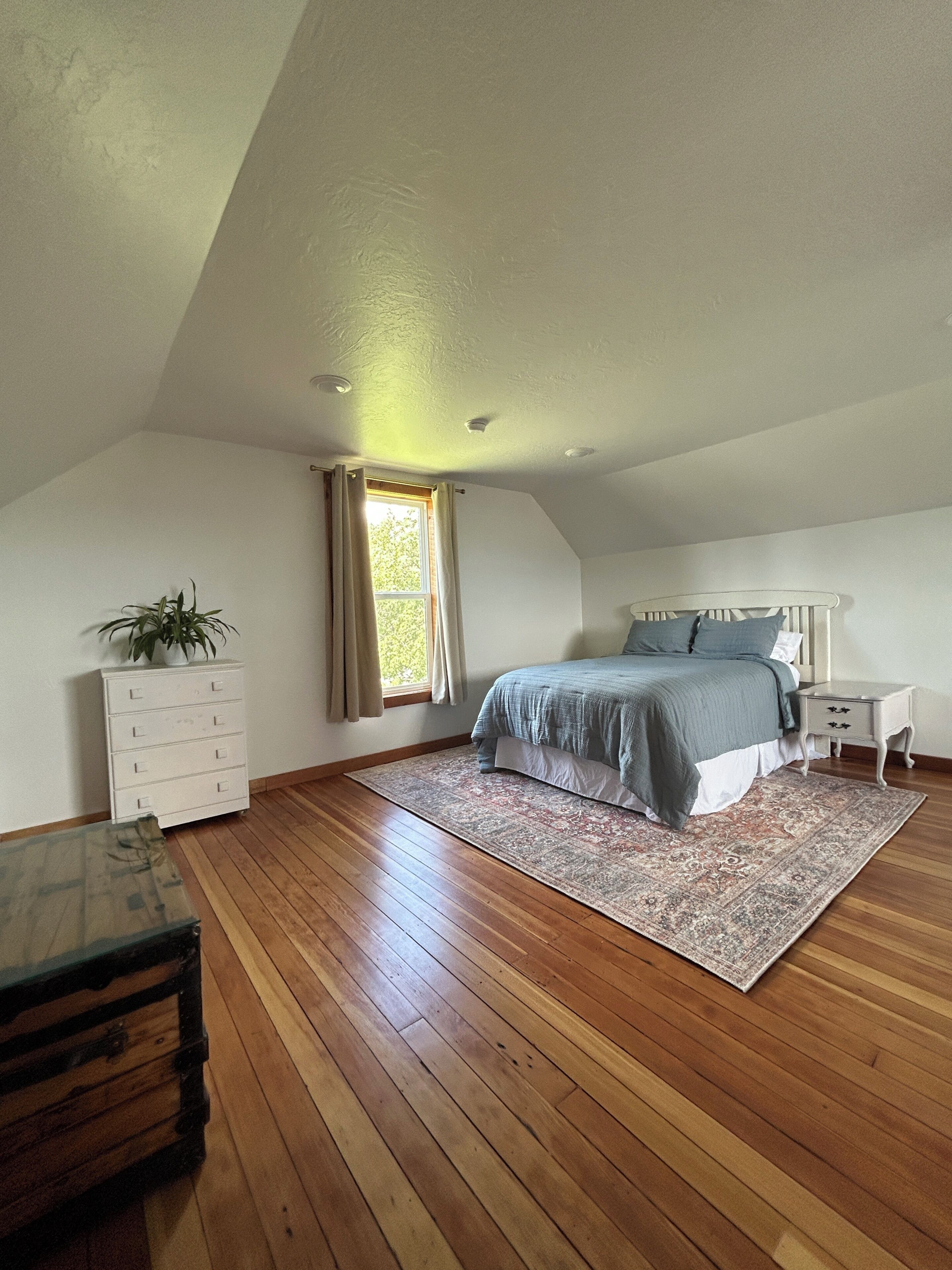 3 chambres, fer et planche à repasser, Wi-Fi gratuit, draps fournis