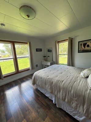3 habitaciones, tabla de planchar con plancha y wifi gratis 