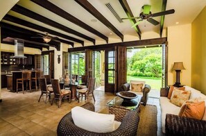 Living area - A Tranquil Villa Retreat Steps from Playa Mansita (Tamarindo)