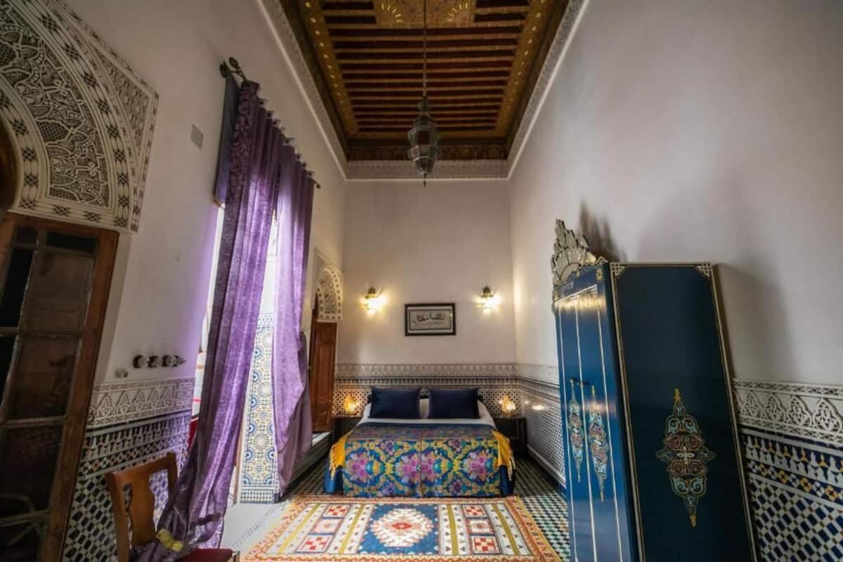 Comfort Quadruple Room, Non Smoking | Peti besi dalam bilik, Wi-fi percuma 