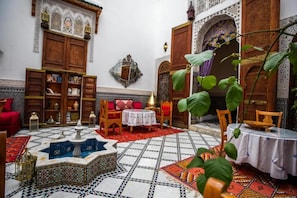 Tempat makan