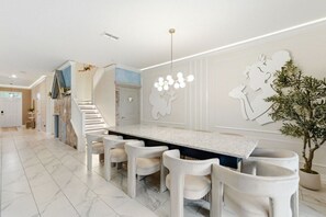 Dining - Immersive Experience 9 BD/ 5 BA/ Champions Gate (1513 MC) (Davenport)