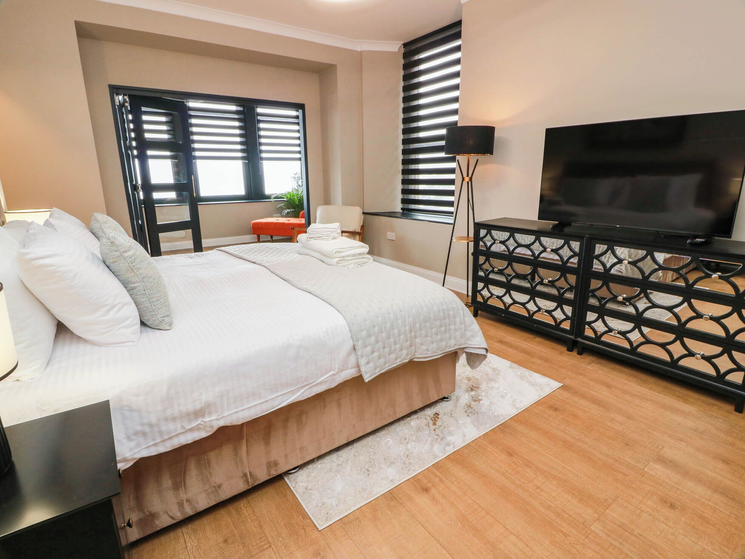 3 bedrooms, free WiFi, individually decorated, individually furnished