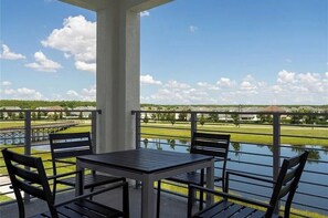 Outdoor dining - 2 BD/ 2 BA/ Storey Lake (3151-302 PC) (Kissimmee)