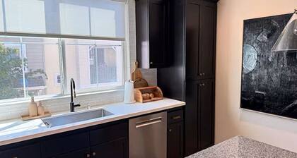 Stylish SoCal Getaway - Relax & Unwind