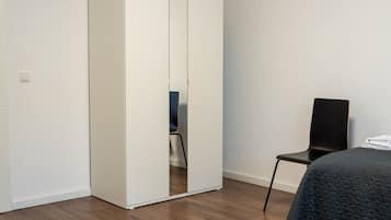 2 Schlafzimmer, Bügeleisen/Bügelbrett, Reisekinderbett, kostenloses WLAN