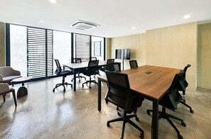 Unclassified image, 3 of 28, button - Modern Studio | Rooftop Pool + Parking (Sayulita)