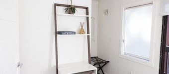 Charming 2-bedroom/2-bath getaway in South Lake Tahoe.