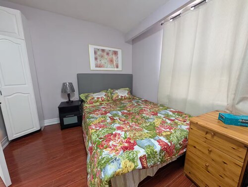 Private Ensuite • Calm Stay Near Dupont Station