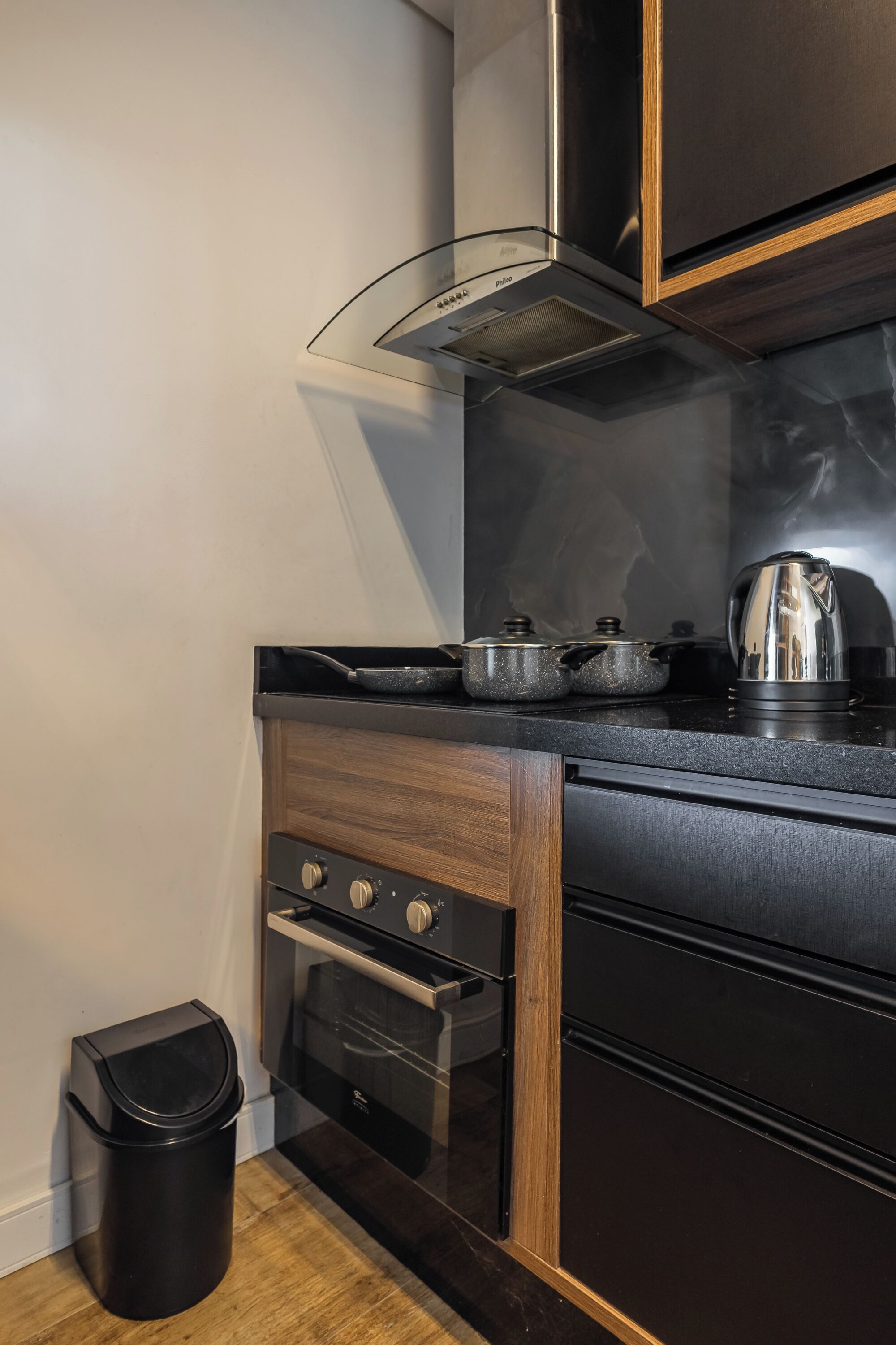 Premium Apartment, 1 Double Bed with Sofa bed, Kitchen, City View | Private kitchen | Full-size fridge, microwave, oven, stovetop