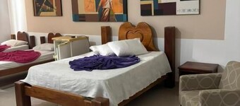 HOTEL VIA MONTES
