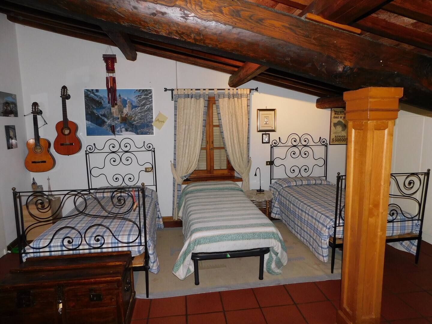 2 bedrooms, WiFi, bed sheets