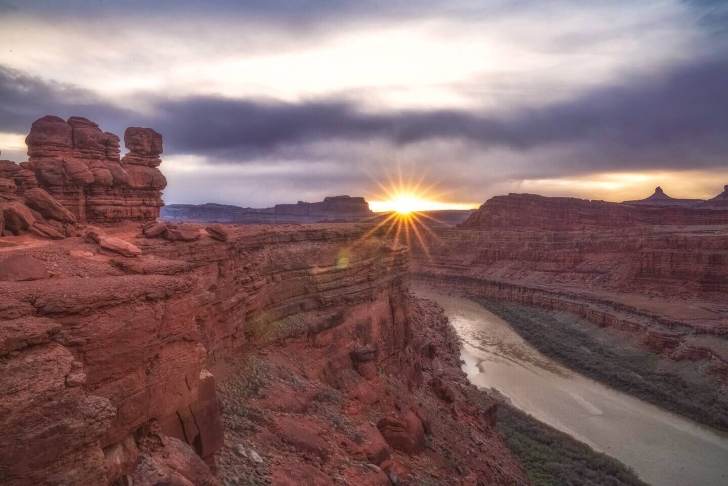 منوع