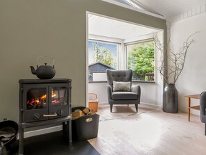 Uklassifisert bilde, 3 av 40, knapp
