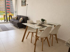 Dining - Garden Urban Stay | Pool | 15 min from the Historic Center (San Marcos)