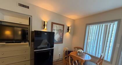 OASIS FAMILY COTTAGE STUDIO-1BEDROOM