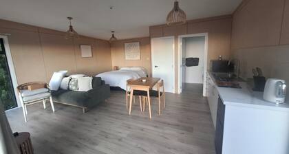 Totaranui Accommodation Chalet Two, Abel Tasman National Park. 7km to Totaranui