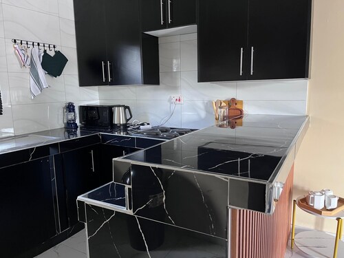 2 studio apartments in a quiet area, less than 100 meters from the main road