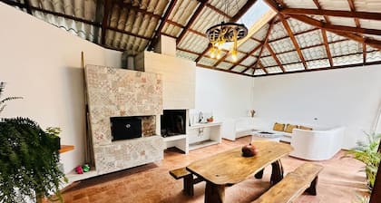 CASA BLANCA LUXURY RETREAT