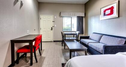 Humble Inn & Suites