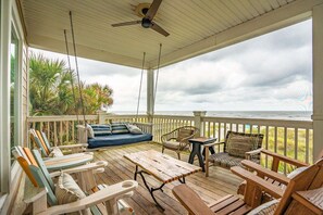 Property grounds - Gypsy Tide! Luxury 5 BR, 5.5 BA Oceanfront Home-Folly Beach! (Folly Beach)