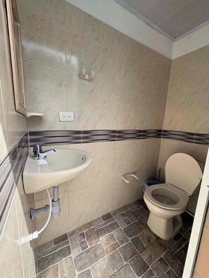 Bathroom - Casa - San Felipe - Piscina, Asado, Sol y Wifi (armero)