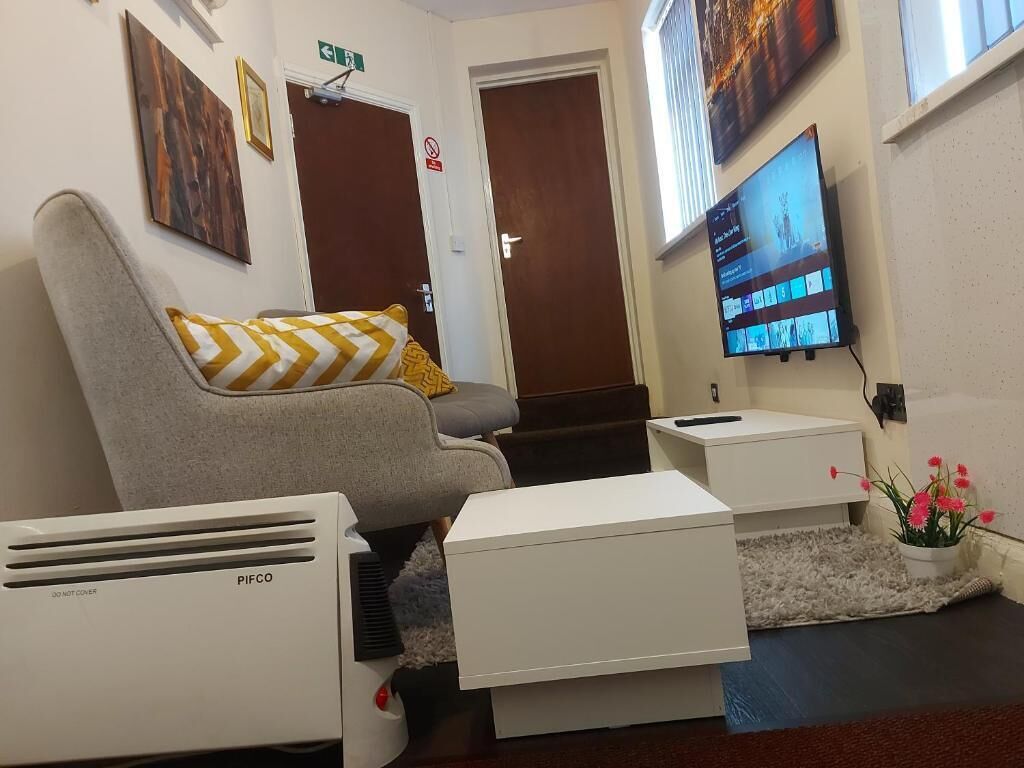 Private 1 Bed Flat Near The Aston Villa Park - Birmingham