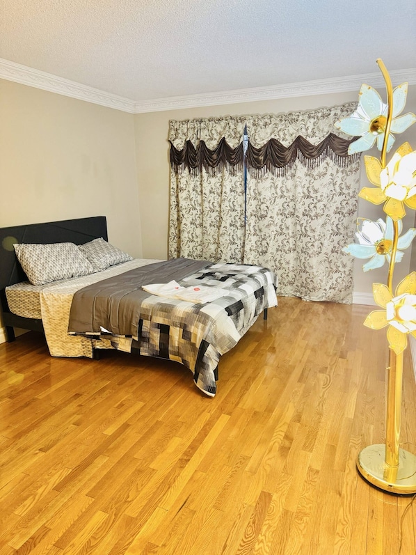 Villa, Multiple Bedrooms, Accessible, Fireplace | 9 bedrooms - Top Executive 10 Bedroom Home Near Airport (Mississauga)