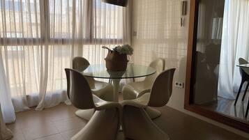 Dineren