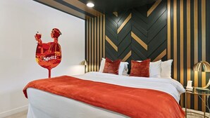 Desk, travel cot, WiFi, bed sheets - Speakeasy Bar, Pool, Hot Tub | 4BD, Palm Springs | Sleeps 8, Private Patios, Poker Table (Palm Springs)