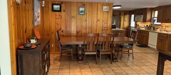 3-bedroom house at beautiful Lake Wabaunsee
